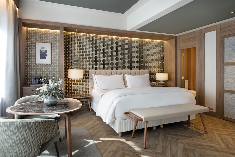 The Westin Madrid Cuzco 23