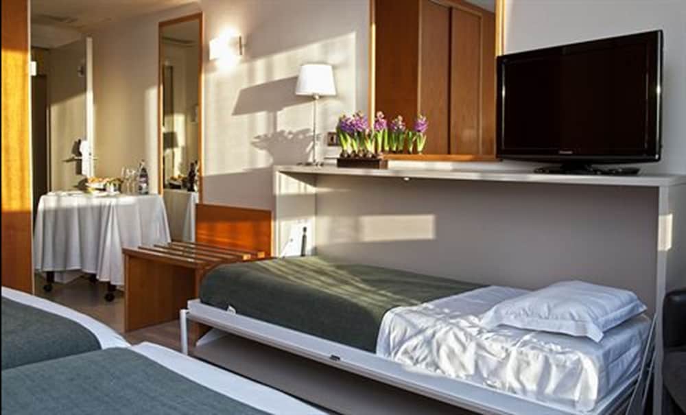 Best Western Plus Hotel Alfa Aeropuerto 10