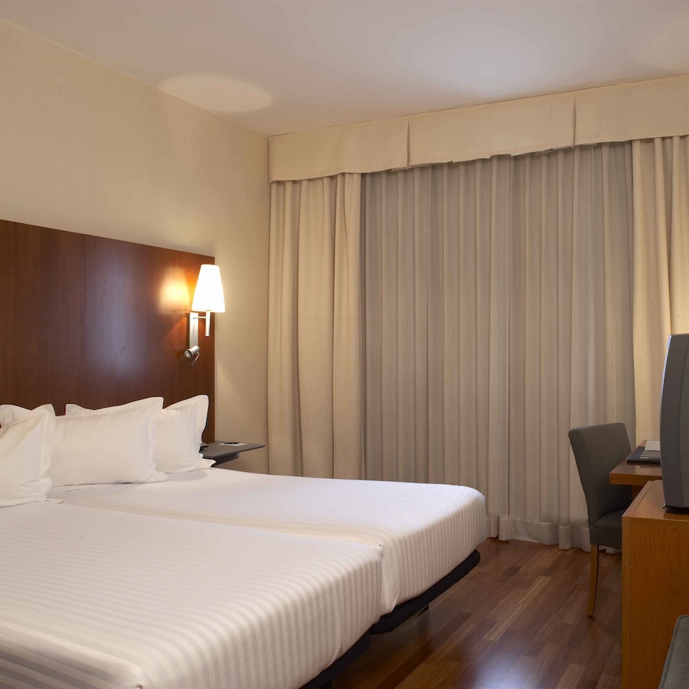 AC Hotel Alcalá de Henares 11