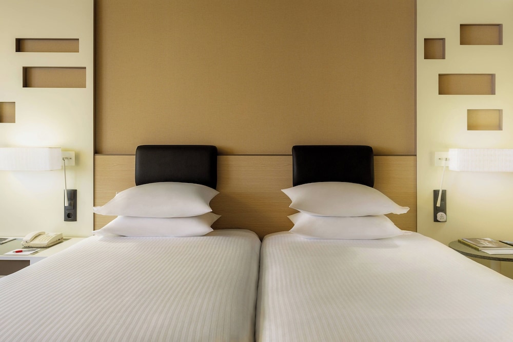 Madrid Marriott Auditorium Hotel & Conference Center 18
