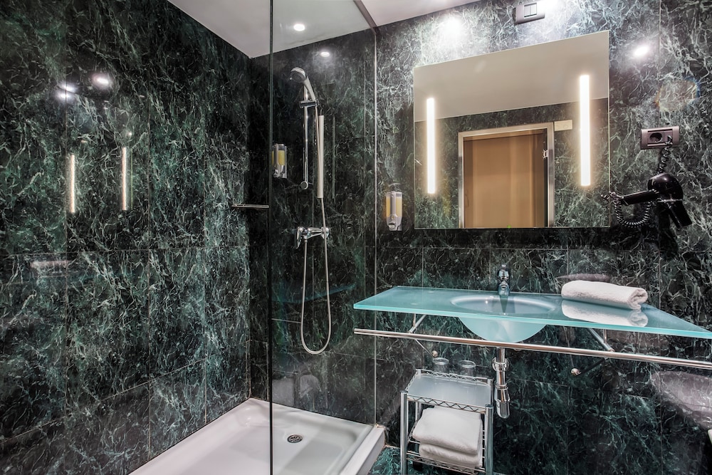 B&B HOTEL Madrid Getafe 15