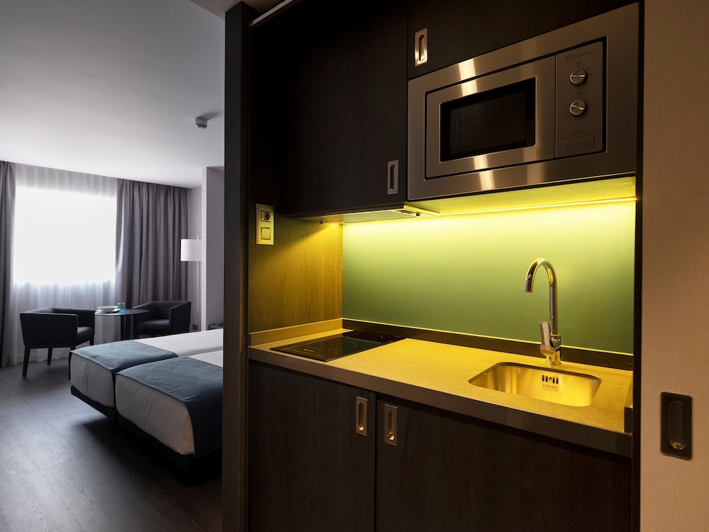 HG City Suites Barcelona 13
