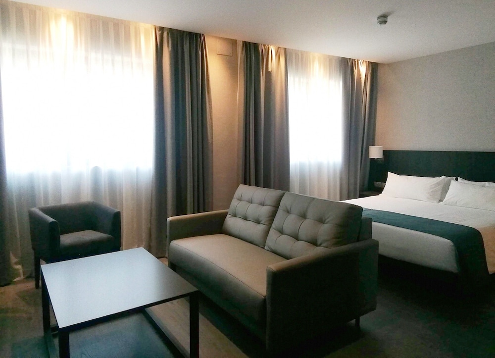 HG City Suites Barcelona 7