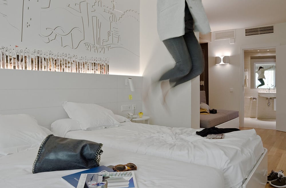 Pol & Grace Hotel 22