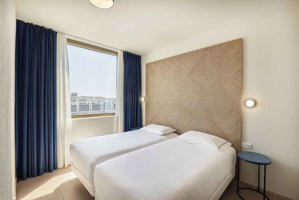 Apartamentos Hesperia Barcelona Sant Joan 20