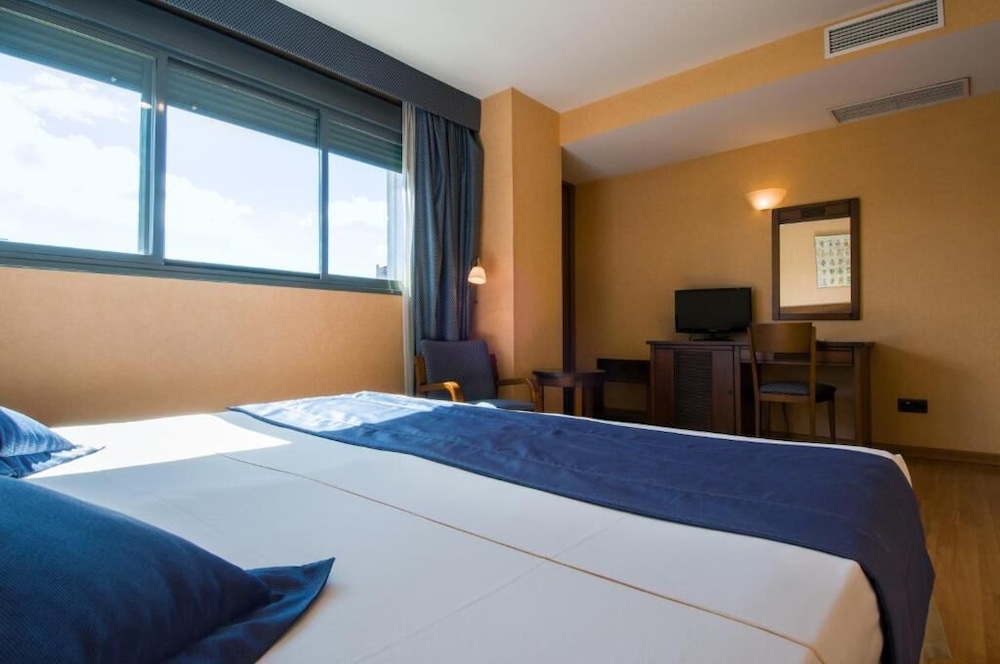 Hotel Las Provincias 14