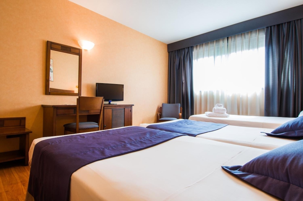 Hotel Las Provincias 24