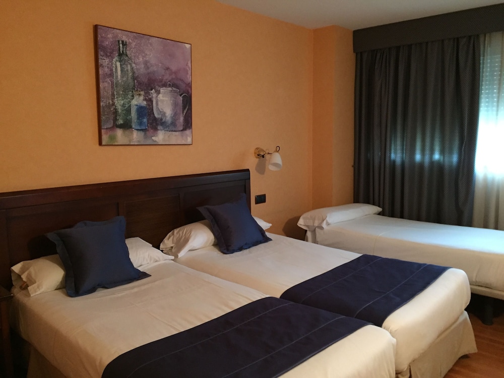 Hotel Las Provincias 8