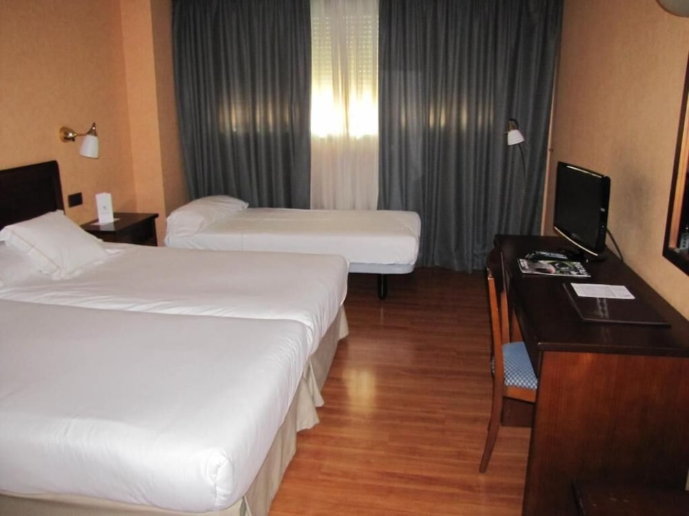 Hotel Las Provincias 18