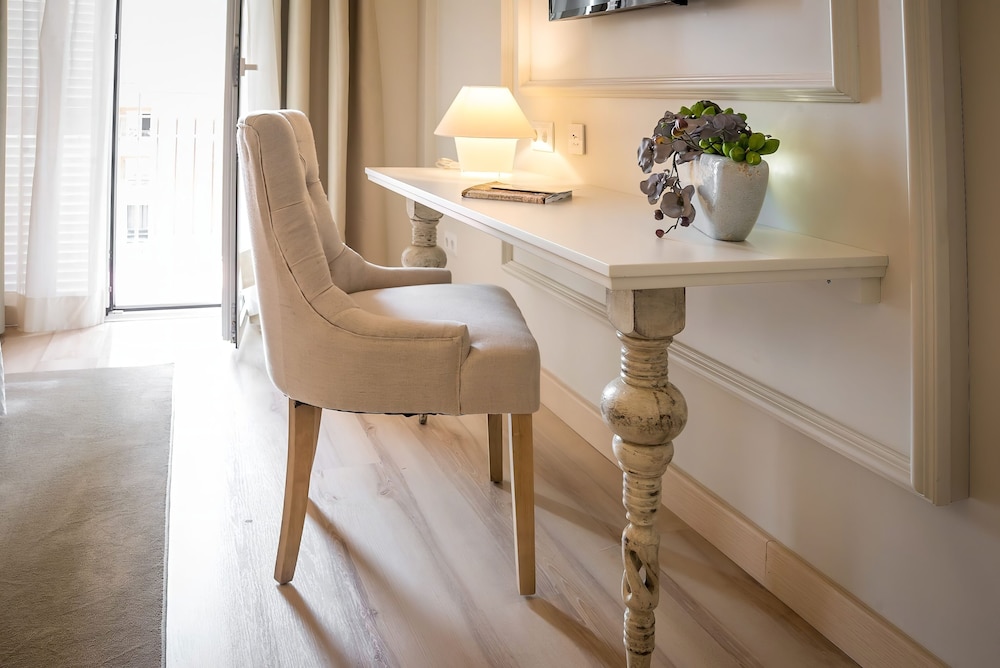 Hotel Pirineos Figueres by Pierre & Vacances 10