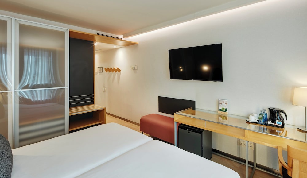 Sercotel Caspe 18