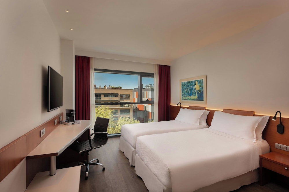 Four Points by Sheraton Barcelona Diagonal 20