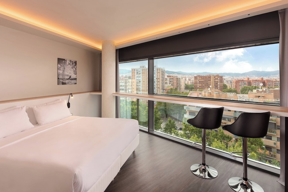 Four Points by Sheraton Barcelona Diagonal 14