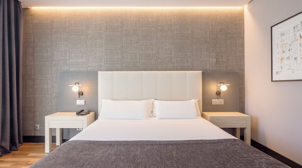 Hotel ILUNION Alcalá Norte 15