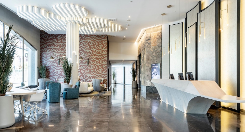 Hotel ILUNION Alcalá Norte 2