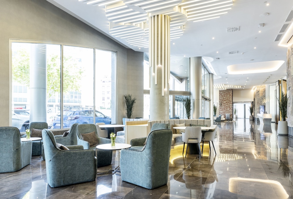 Hotel ILUNION Alcalá Norte 7