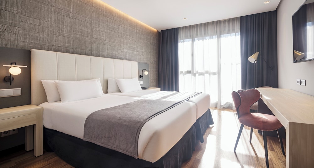 Hotel ILUNION Alcalá Norte 21