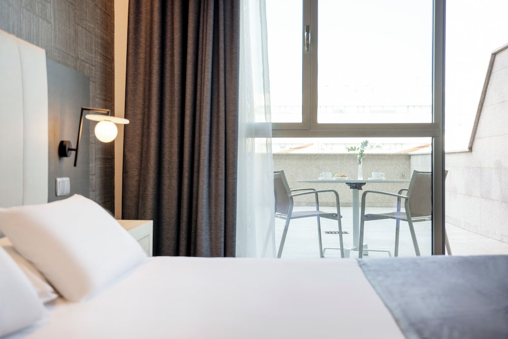 Hotel ILUNION Alcalá Norte 22