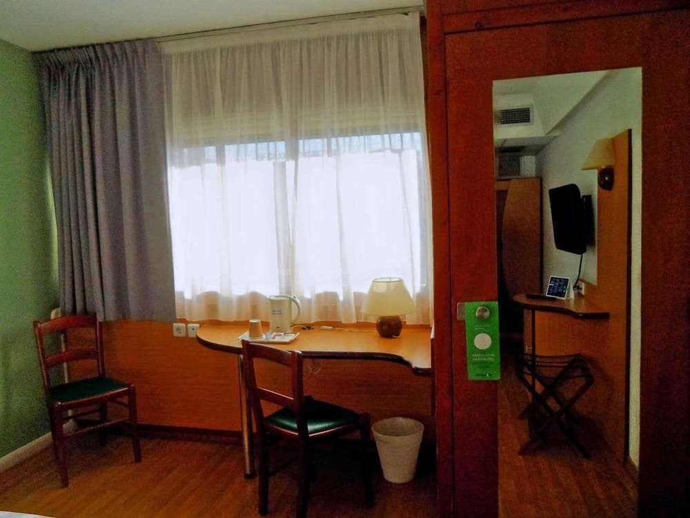 Travelodge Barcelona del Vallès 14