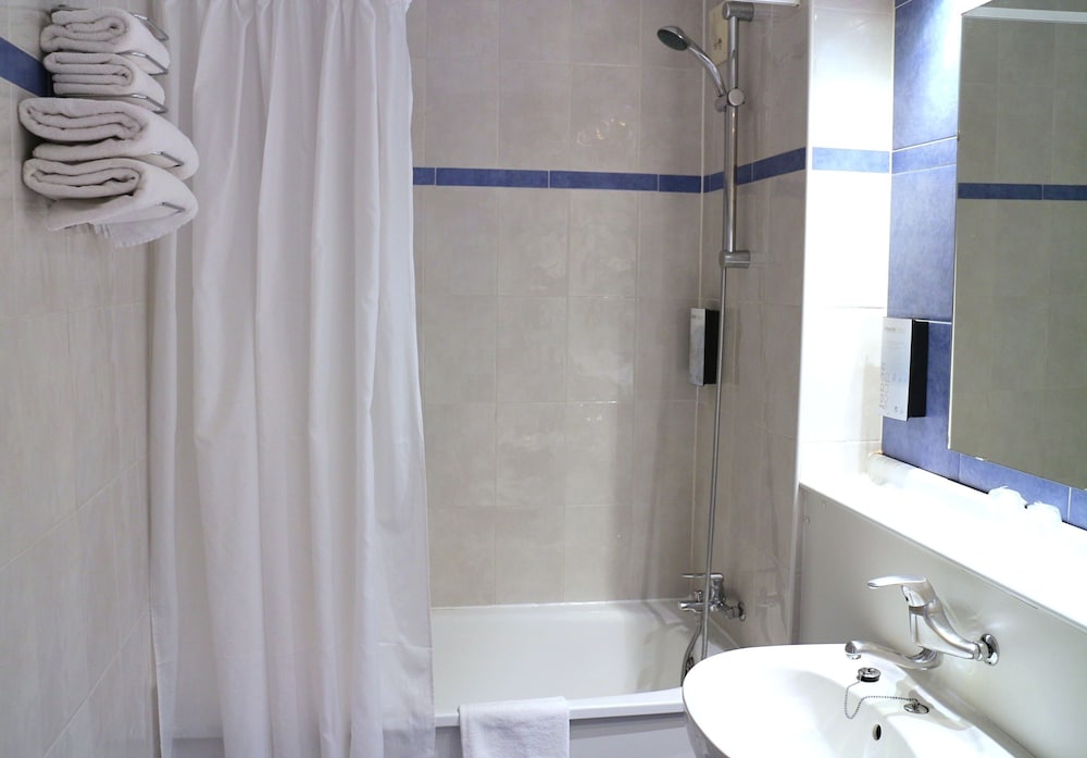 Travelodge Barcelona del Vallès 22