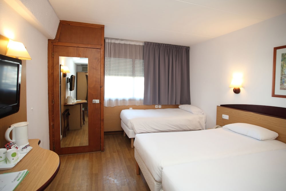 Travelodge Barcelona del Vallès 7