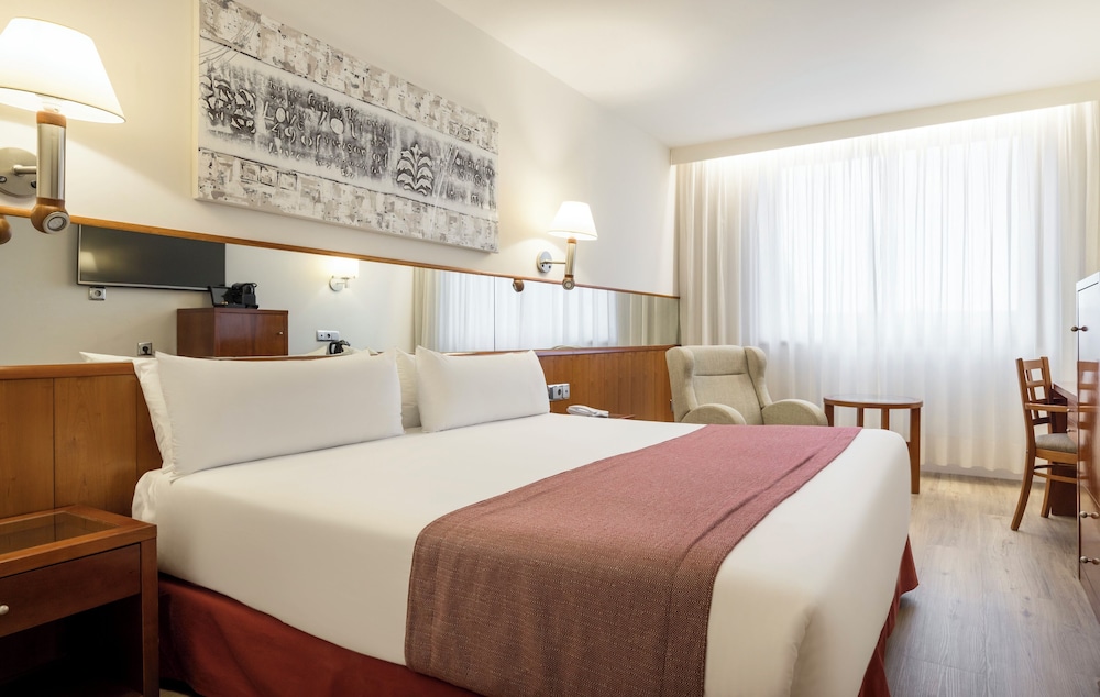 Hotel ILUNION Les Corts 22