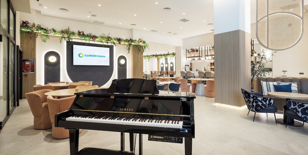 Hotel ILUNION Les Corts 10