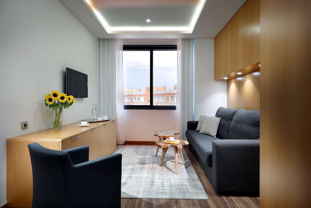 SB Icaria Barcelona 22