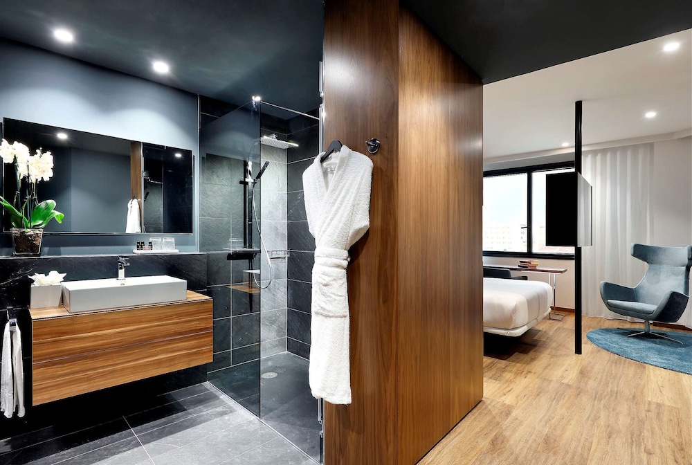 SB Icaria Barcelona 18