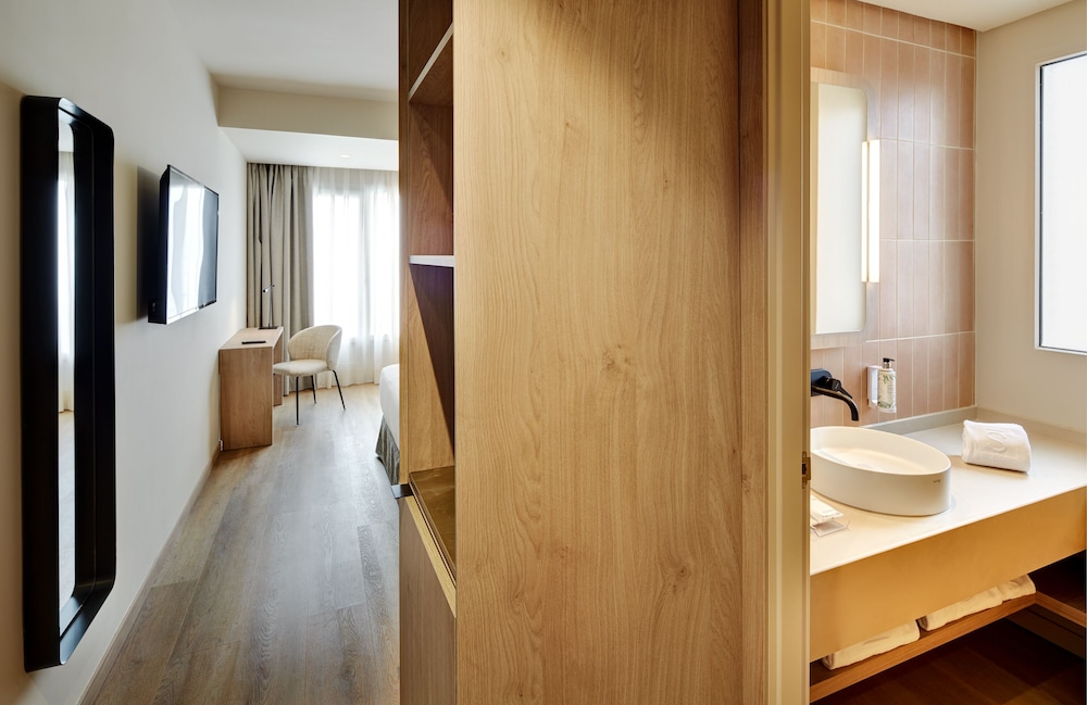 Sercotel Pozuelo 18