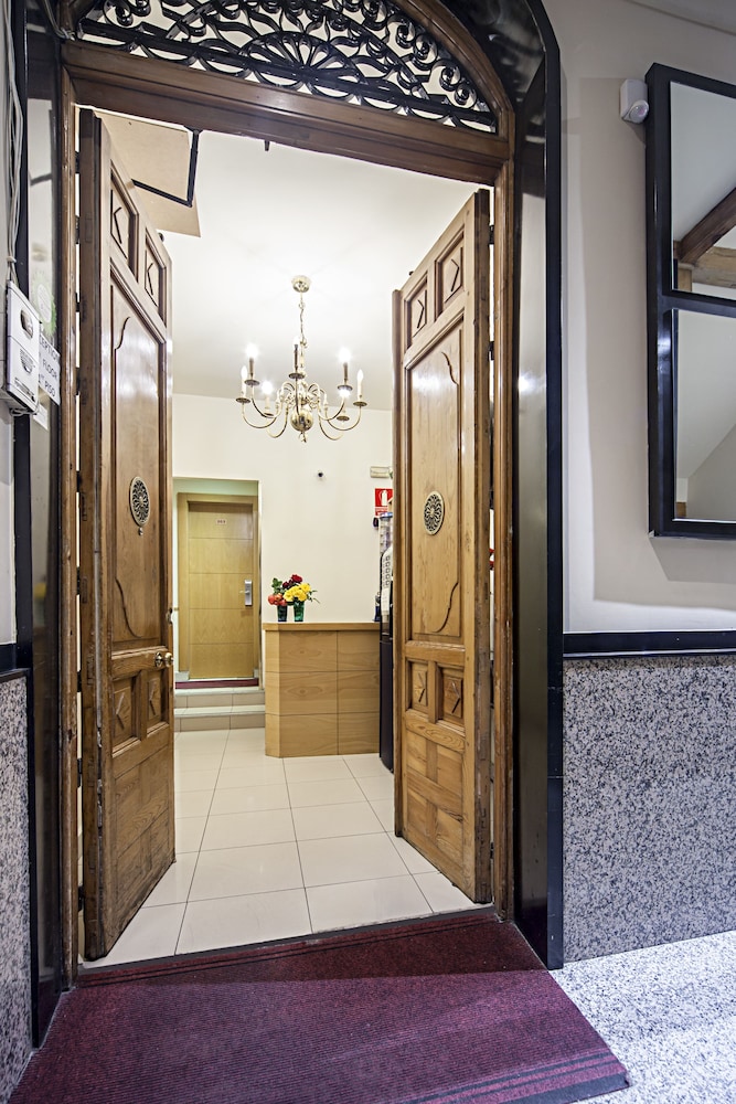 INTER Puerta del Sol Pension 21