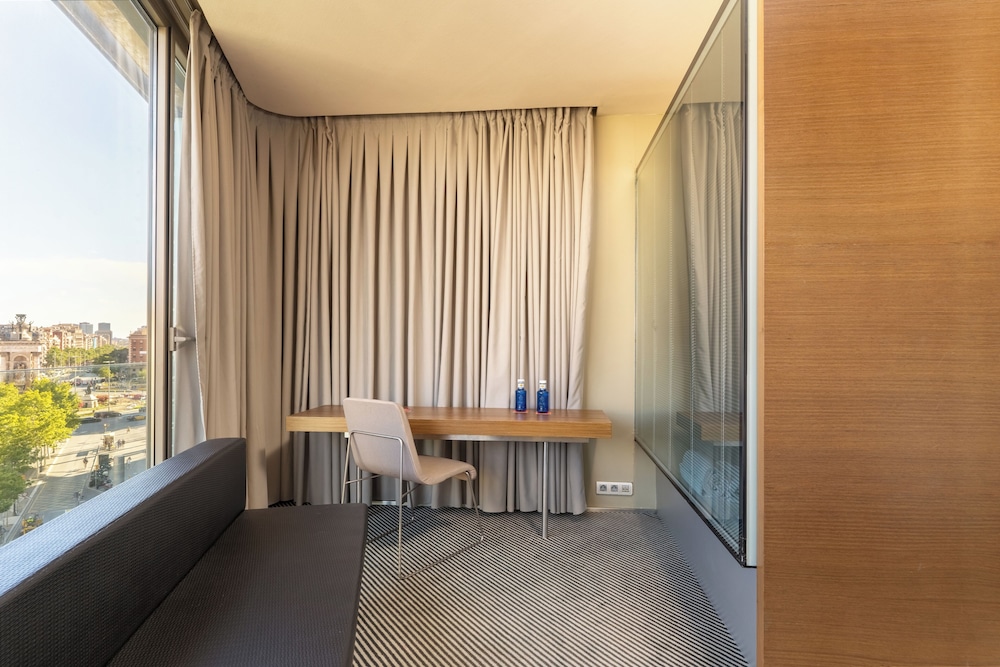 B-Hotel 12