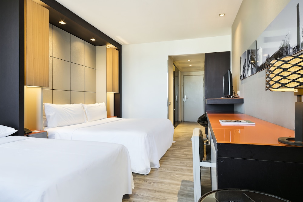Hotel Barcelona Condal Mar Affiliated by Meliá 14