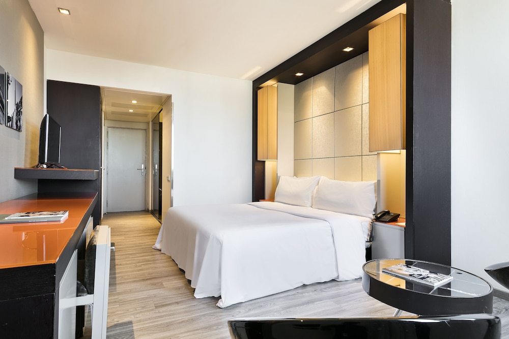 Hotel Barcelona Condal Mar Affiliated by Meliá 16