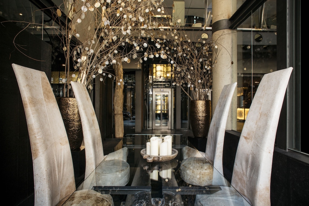 Hotel Urban 2