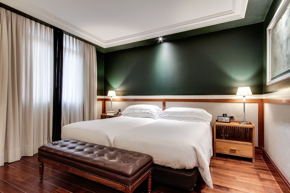 Hotel 1898 23