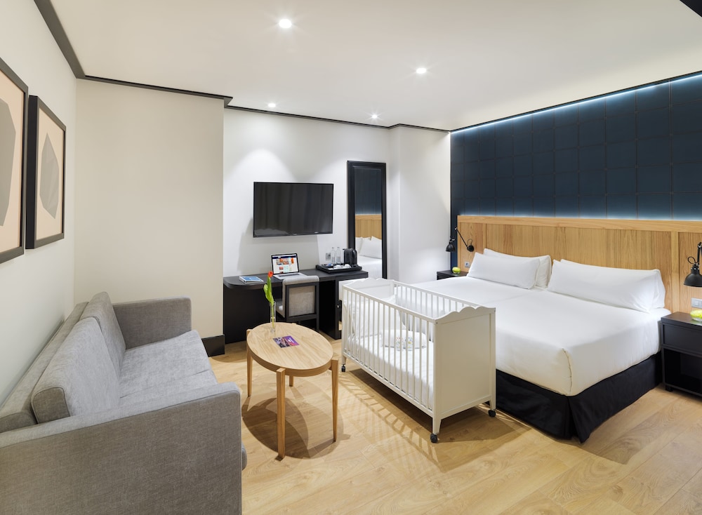 H10 Puerta de Alcalá 24
