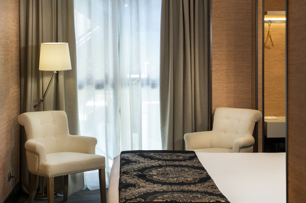 Hotel Mirador de Chamartin 15