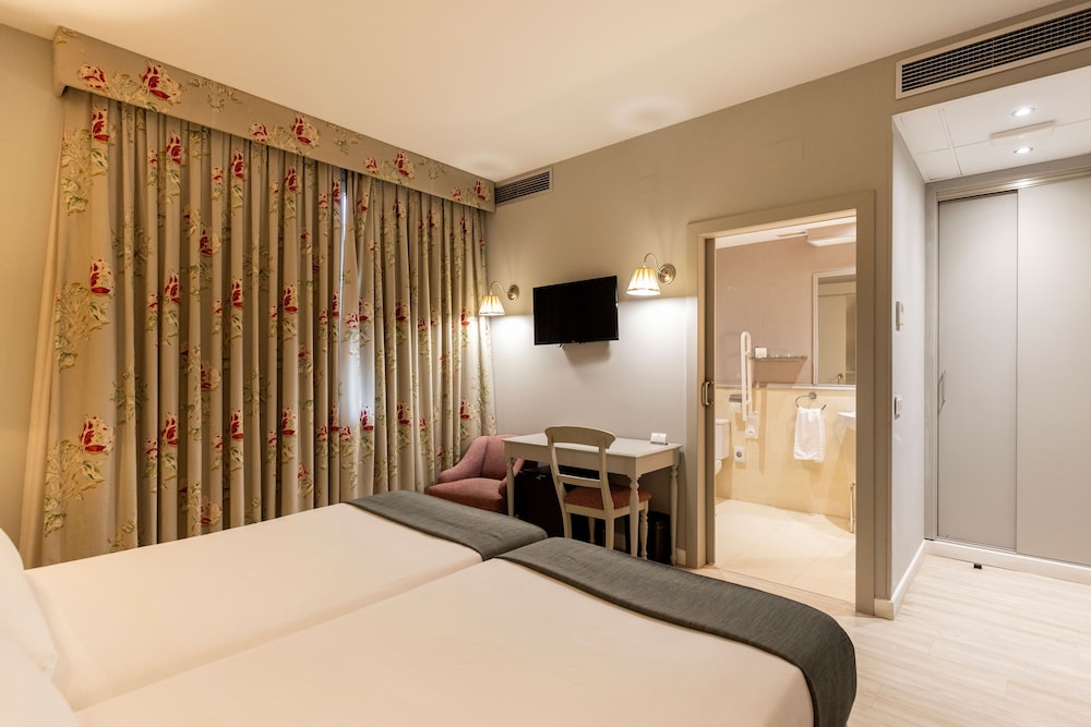 Hotel Pax Torrelodones 14