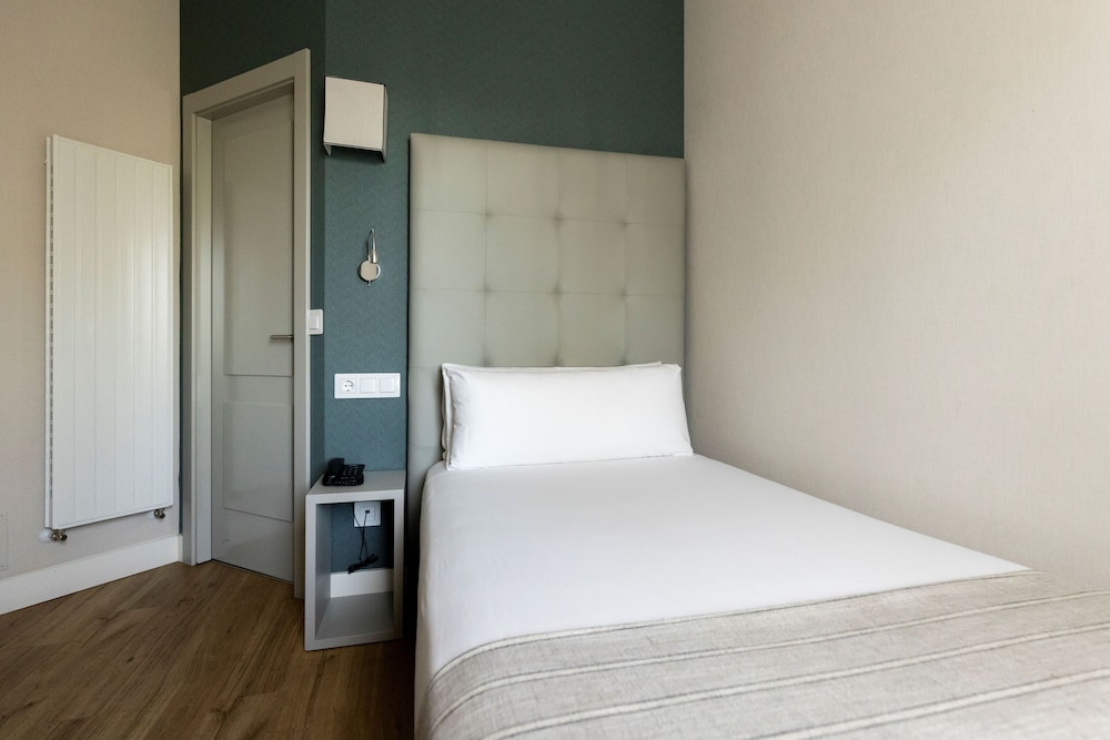 Hotel Pax Torrelodones 16