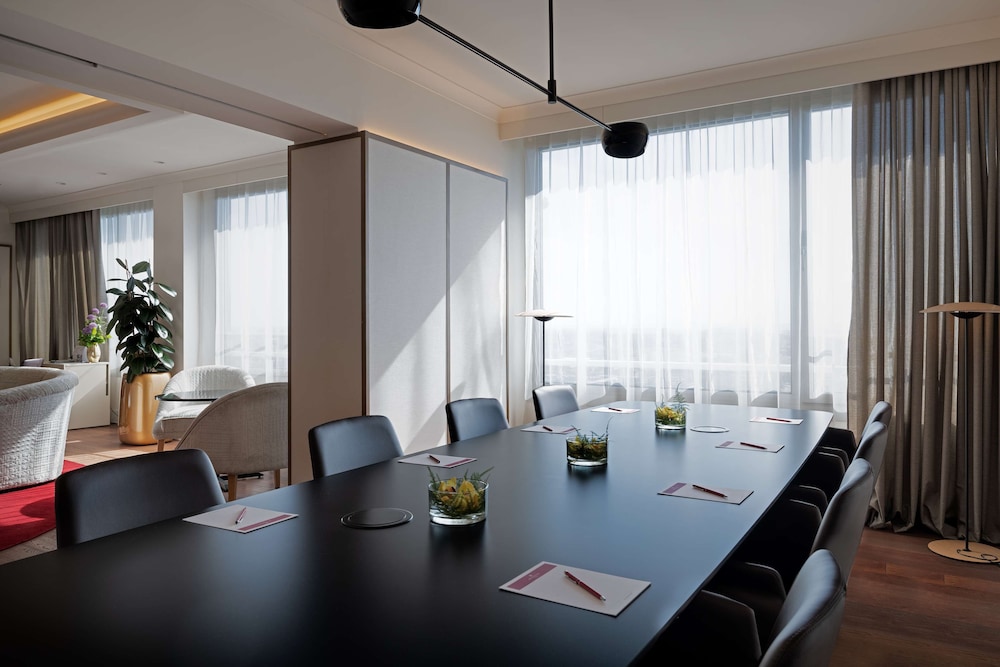 NH Collection Madrid Eurobuilding 21