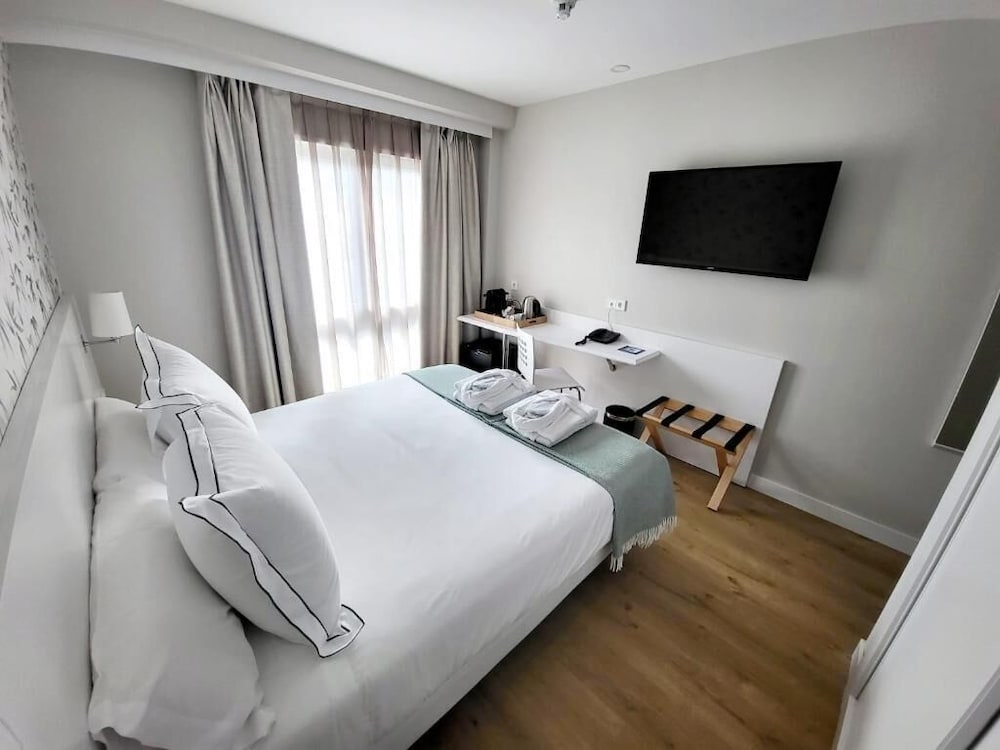 Hotel Monte Rozas 9