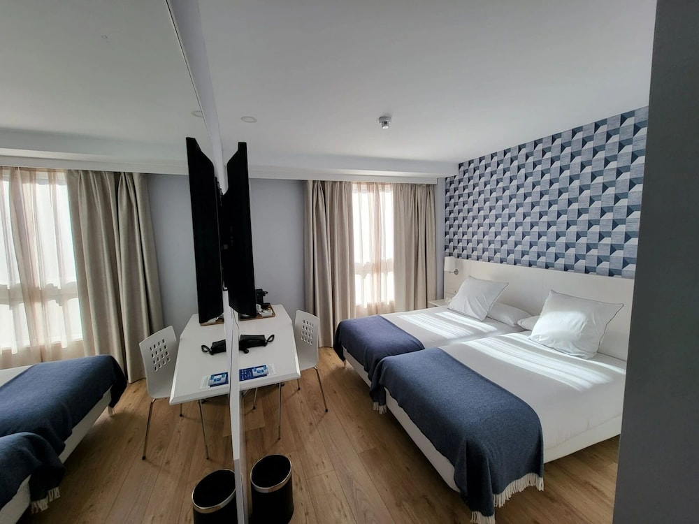 Hotel Monte Rozas 11