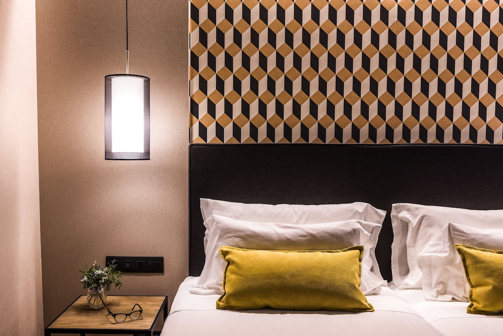 Hotel Up Rooms Vic 1