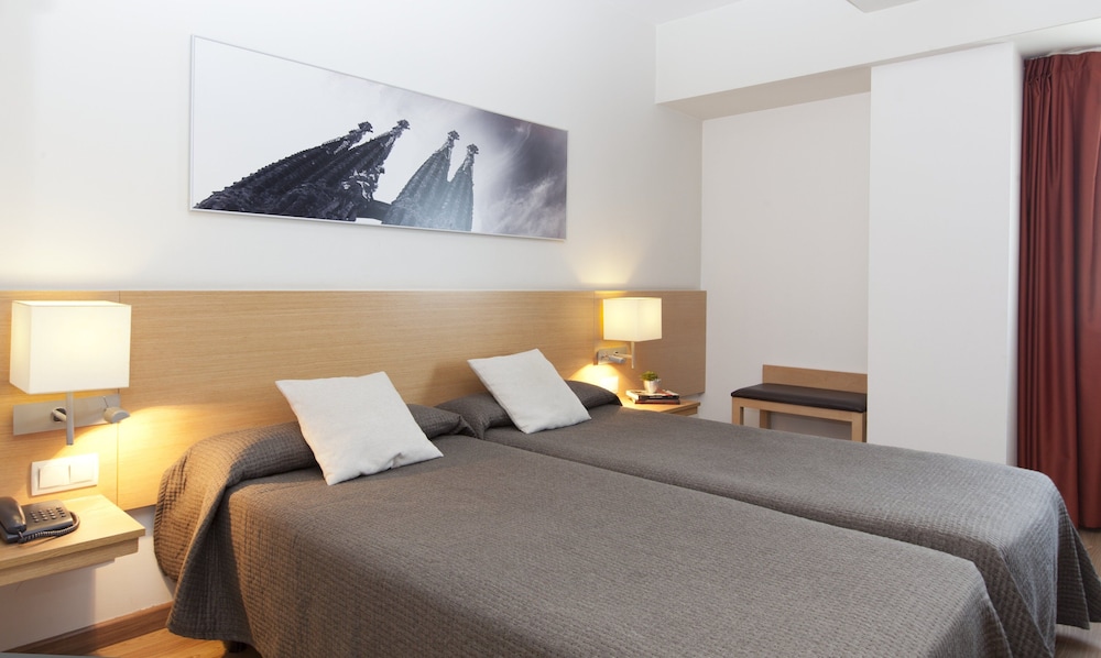 Hotel Sagrada Familia 14