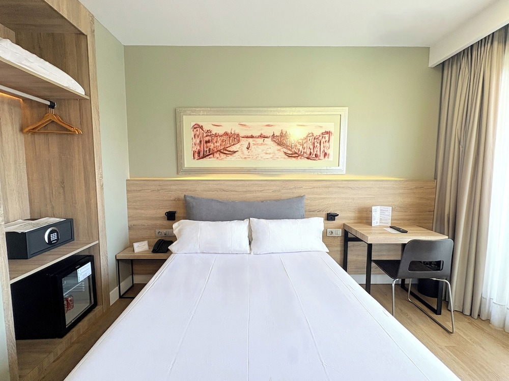 Eurohotel Gran Via Fira 15