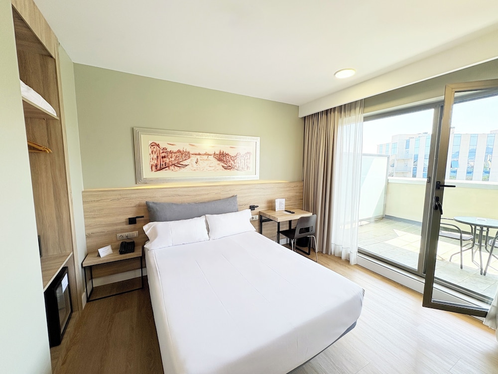 Eurohotel Gran Via Fira 16