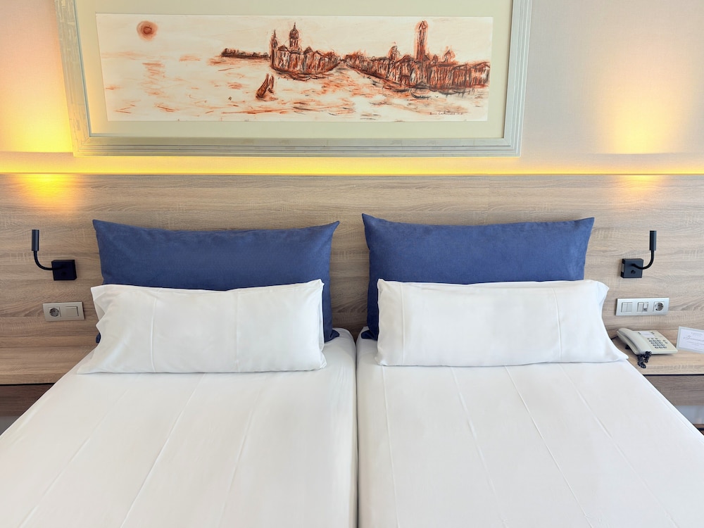 Eurohotel Gran Via Fira 10