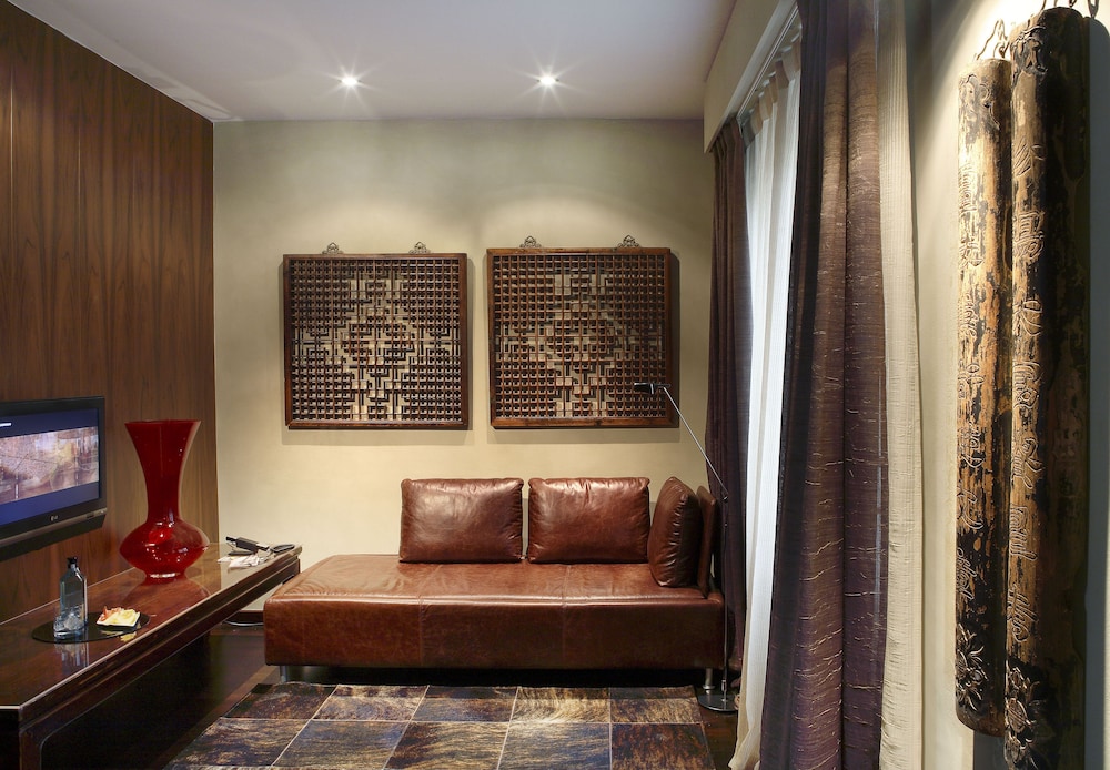 Gran Derby Suite Hotel 5