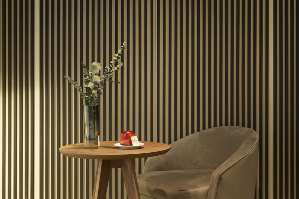 ICON Embassy 5
